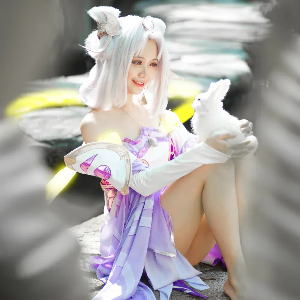 Hitomi 瞳 - Photo 2