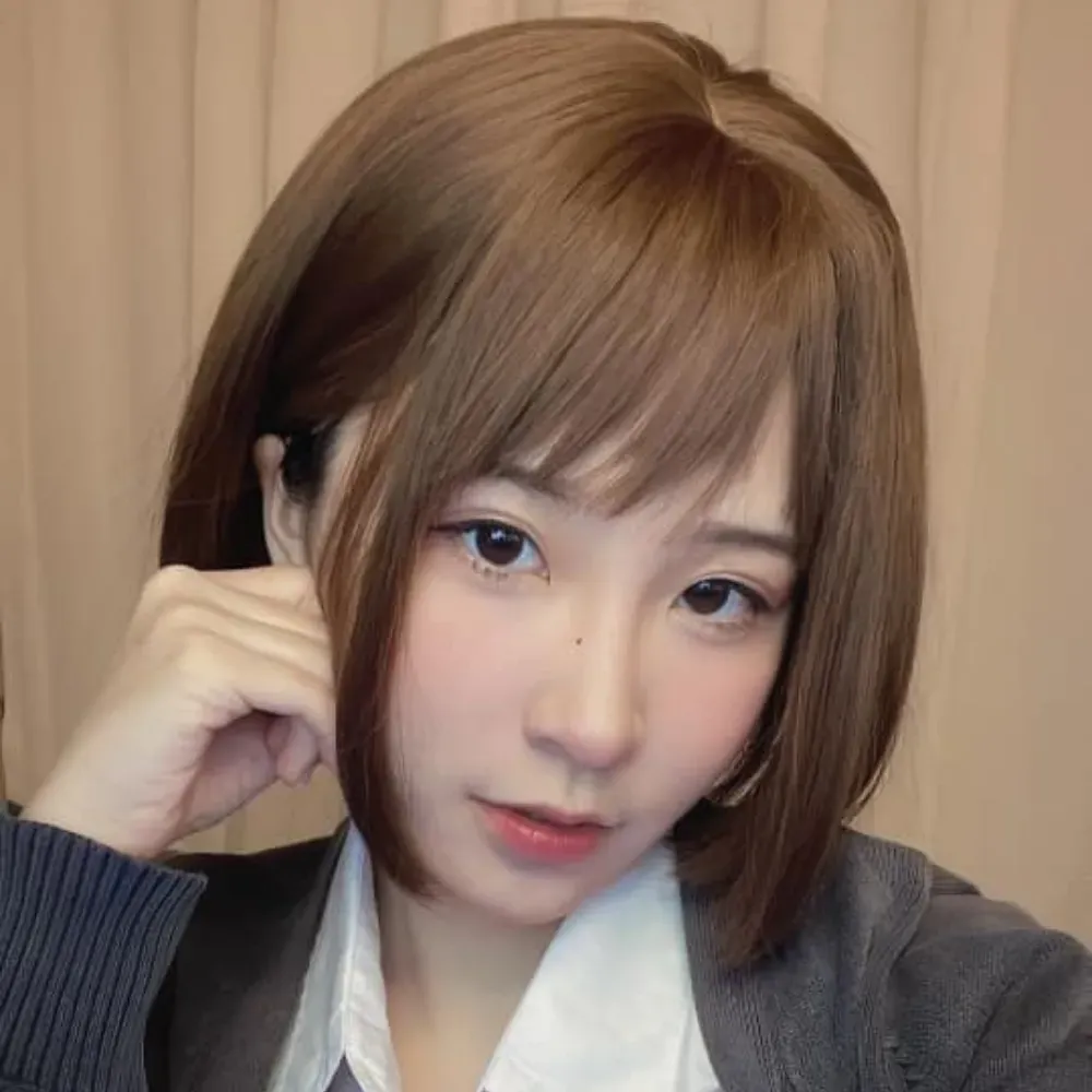 Rikka Blurhound - Photo 2